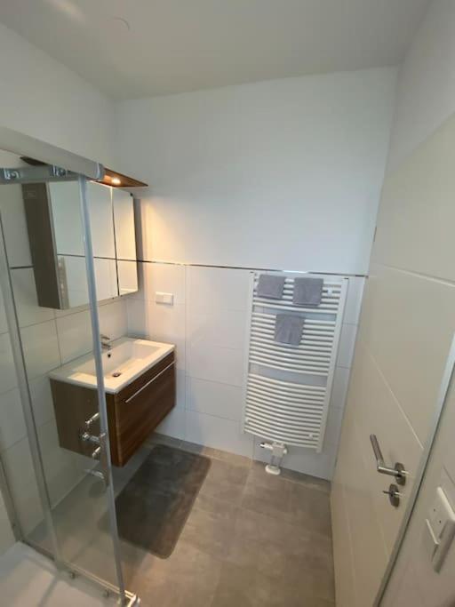 Neues Bungalow Fuer Bis Zu 4 Personen أوبيرهاوزين المظهر الخارجي الصورة