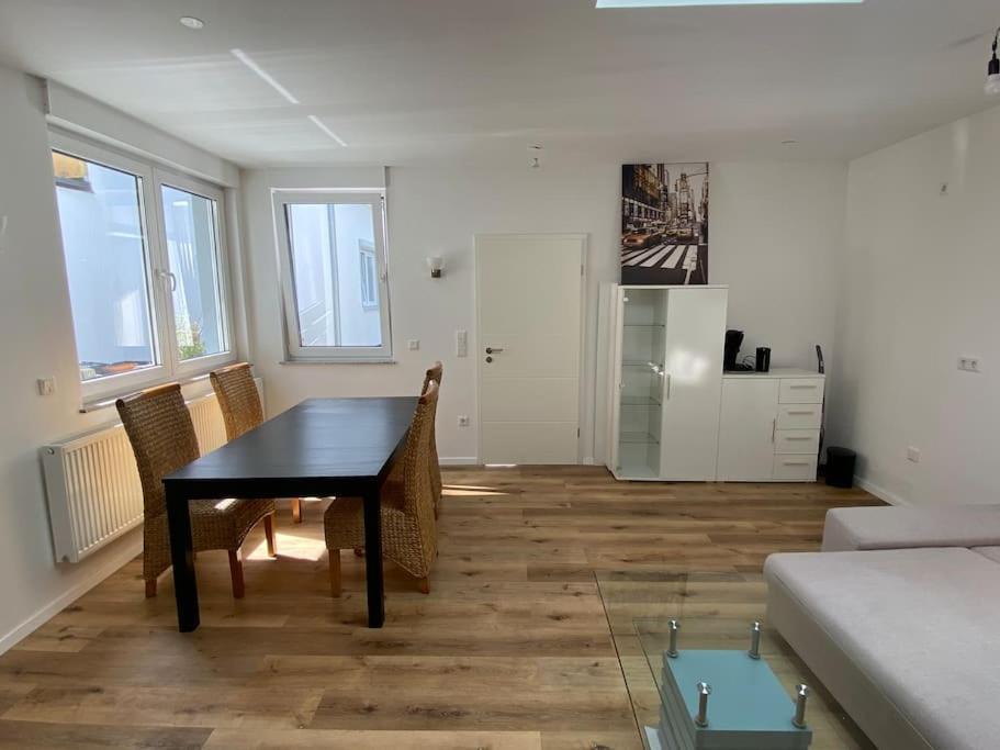 Neues Bungalow Fuer Bis Zu 4 Personen أوبيرهاوزين المظهر الخارجي الصورة