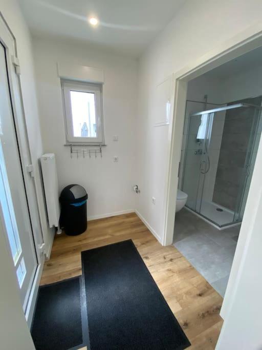Neues Bungalow Fuer Bis Zu 4 Personen أوبيرهاوزين المظهر الخارجي الصورة